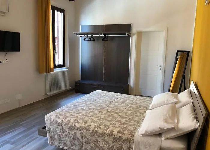 Triquetra 3* Ferrare